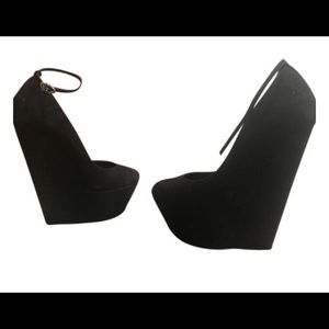 Giuseppe Zanotti Mary Jane suede platform 7